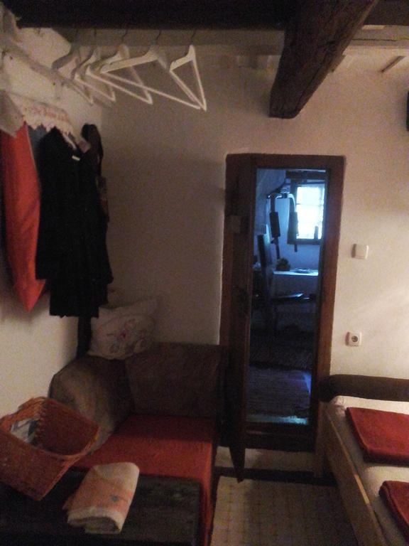 Rural Tourism Family Ravlic Guest House Muzilovcica Bagian luar foto